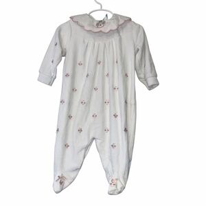 Vintage First moments baby girls white angel embroidered velour romper 6-9m